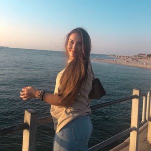 Meet your Posher, Soey